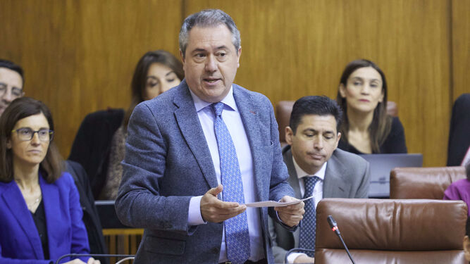 Juan Espadas en una imagen de archivo en el Parlamento andaluz.