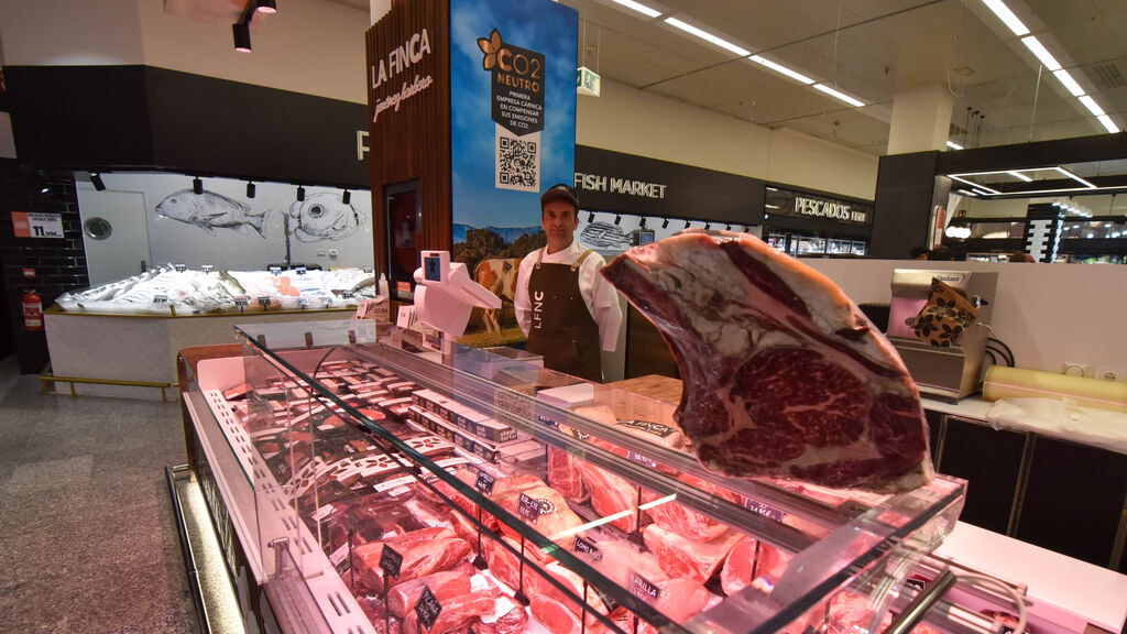 Fotos del nuevo Supermercado El Corte Ingl&eacute;s en Sotogrande