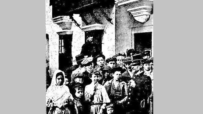 Niños en la calle Sagasta de Algeciras.