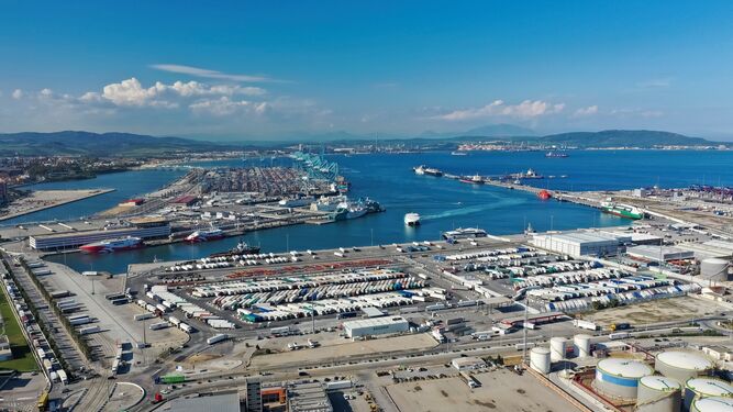 Una vista aérea del Puerto de Algeciras.