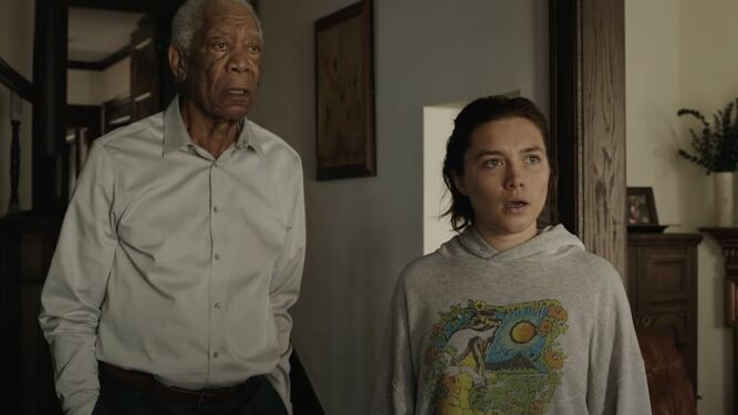 Morgan Freeman y Florence Pugh en una imagen del filme.
