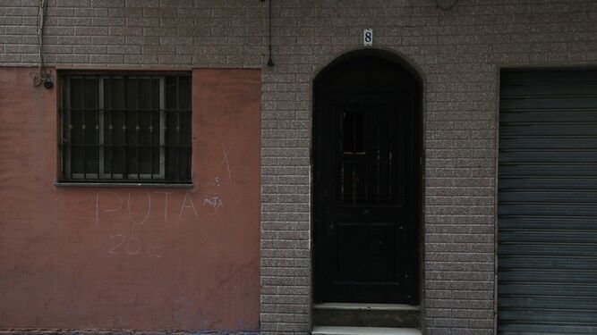 El número 8 de la calle Teniente Riera, la antigua pensión Trujillo.
