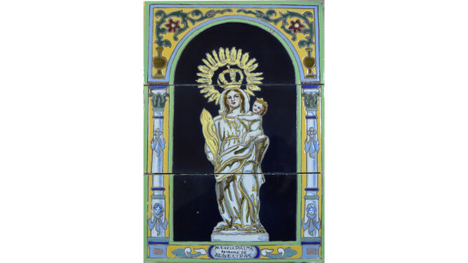 El panel de azulejos con la Virgen de la Palma que se conserve en el Museo Municipal.