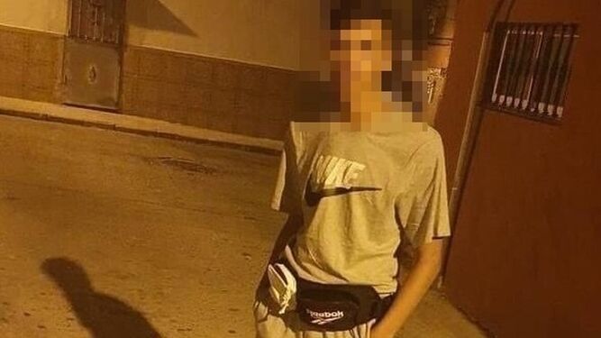 El presunto asesino de Jesús Maya, de 17 años, posa desde Ceuta.