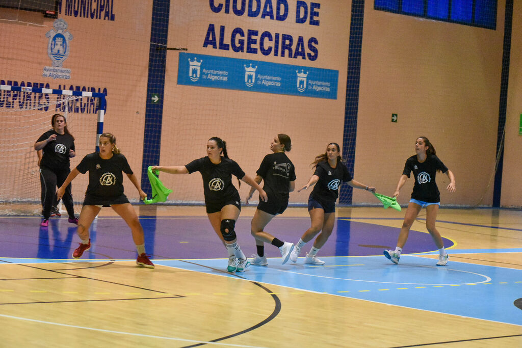 Las fotos del entrenamiento del BM Ciudad de Algeciras femenino