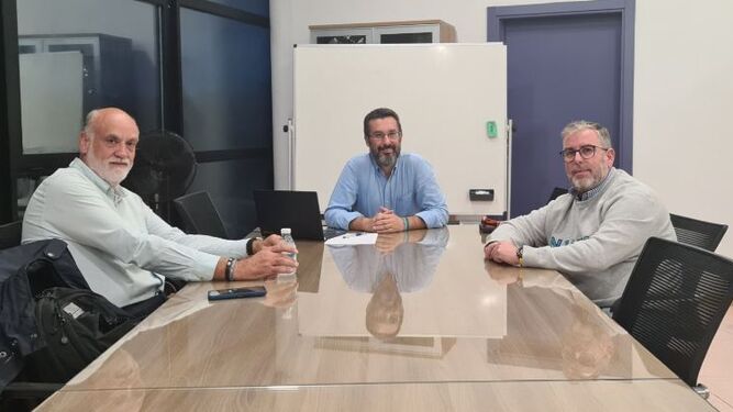 Javier Vidal, Juan Franco y Abel Salas, durante la reunión