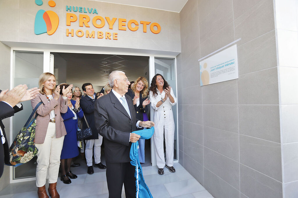 Im&aacute;genes de la inauguraci&oacute;n del nuevo edificio de Proyecto Hombre en Huelva