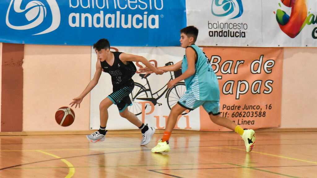 Las fotos de la tercera jornada del Andaluz infantil masculino de baloncesto en La L&iacute;nea