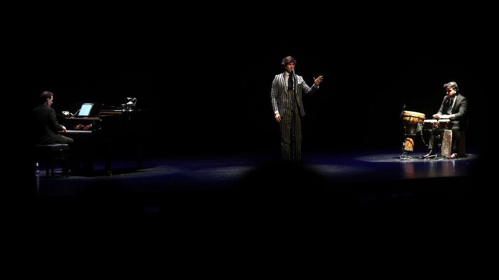 Las fotos del concierto de Manuel Lombo en el teatro Florida de Algeciras