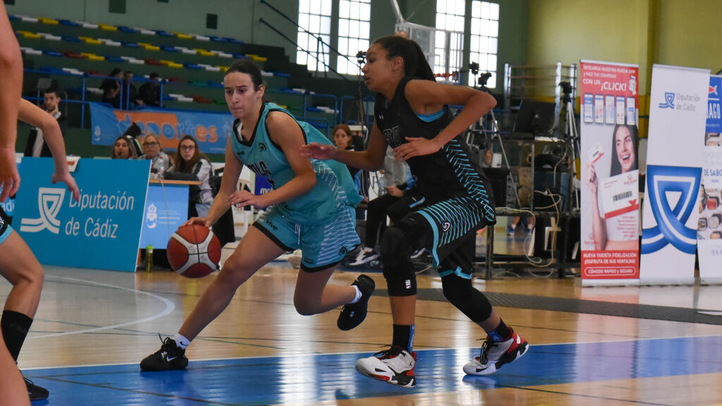 Las fotos de la ultima jornada del Andaluz infantil femenino de baloncesto en La L&iacute;nea