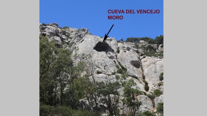Vista de la cueva del Vencejo Moro, Tarifa (Cádiz).