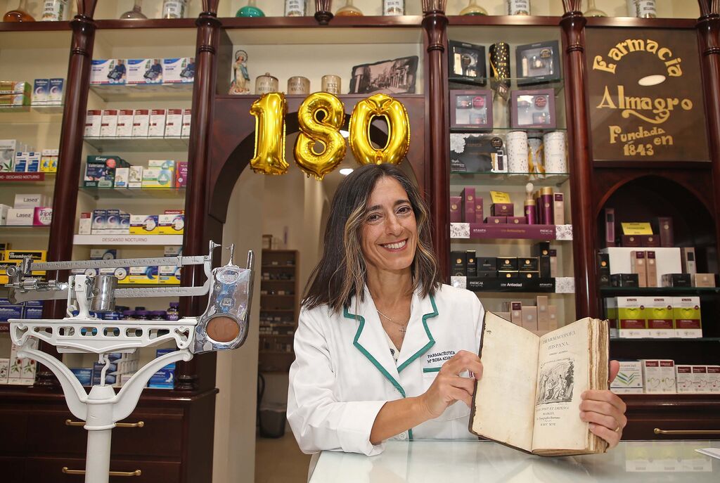 180&ordm; Aniversario de la Farmacia Almagro en Algeciras