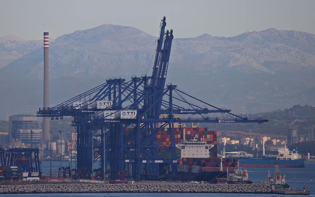 El puerto de Algeciras marca un r&eacute;cord de 200 escalas de megabuques en 2023