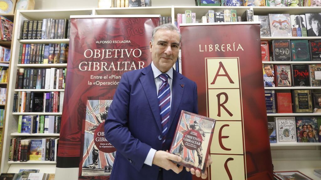 Presentaci&oacute;n del libro "Objetivo Gibraltar" de Alfonso Escuadra