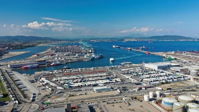 Vista del Puerto de Algeciras.