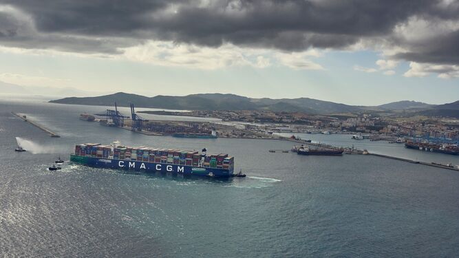 Una vista general del Puerto de Algeciras.