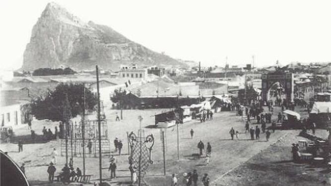 Una imagen de época de La Línea y Gibraltar.