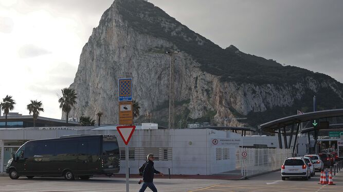 Gibraltar visto desde La Línea.