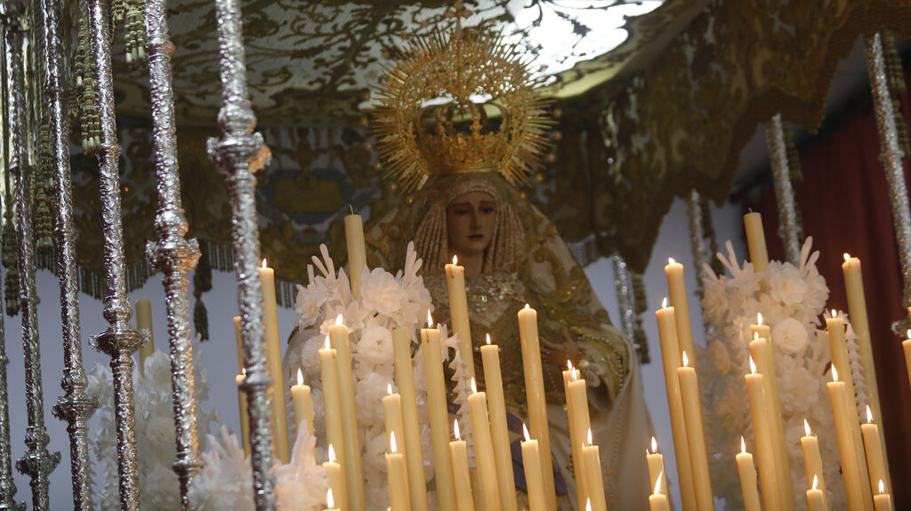 Fotos del Jueves Santo en La L&iacute;nea: Perd&oacute;n y la Salud, Gran Poder y Angustias