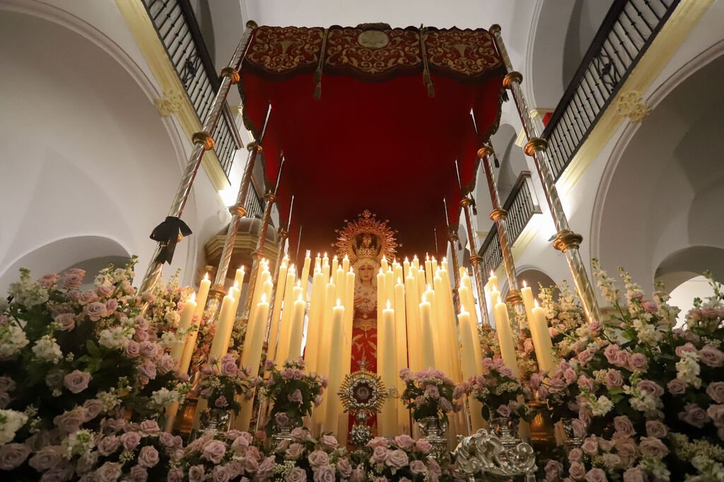 Fotos del Jueves Santo en Tarifa: Jes&uacute;s Nazareno y Mar&iacute;a Sant&iacute;sima de la Paz