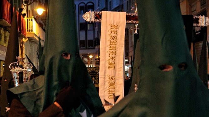 Vera+Cruz en su procesión del Jueves Santo en Málaga, en fotos