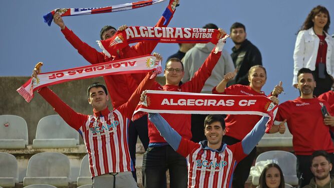 Aficionados del Algeciras en el Nuevo Mirador
