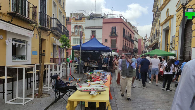 Jueves de Feria en la calle Juan Belmonte