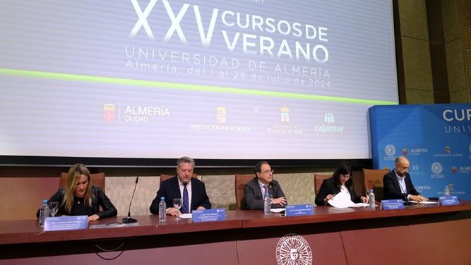 Presentación de los XXV Cursos de Verano de la UAL.